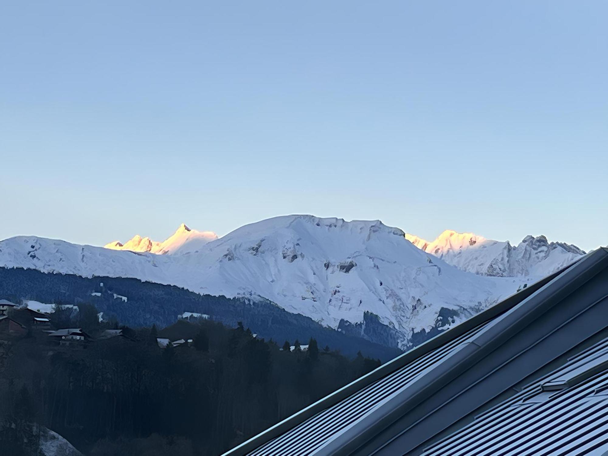 Ski Ou Thermes? Un Appt Cabine Avec Vue Magnifique Saint-Gervais-les-Bains Luaran gambar